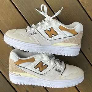 New Balance BBW 550 ST Limited Edition Sneakers.